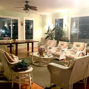 Your Penthouse Ocean View With Lights And Queen Mary Too Long Beach